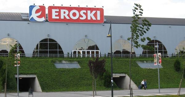 Foto: Centro Comercial Eroski en Vitoria.