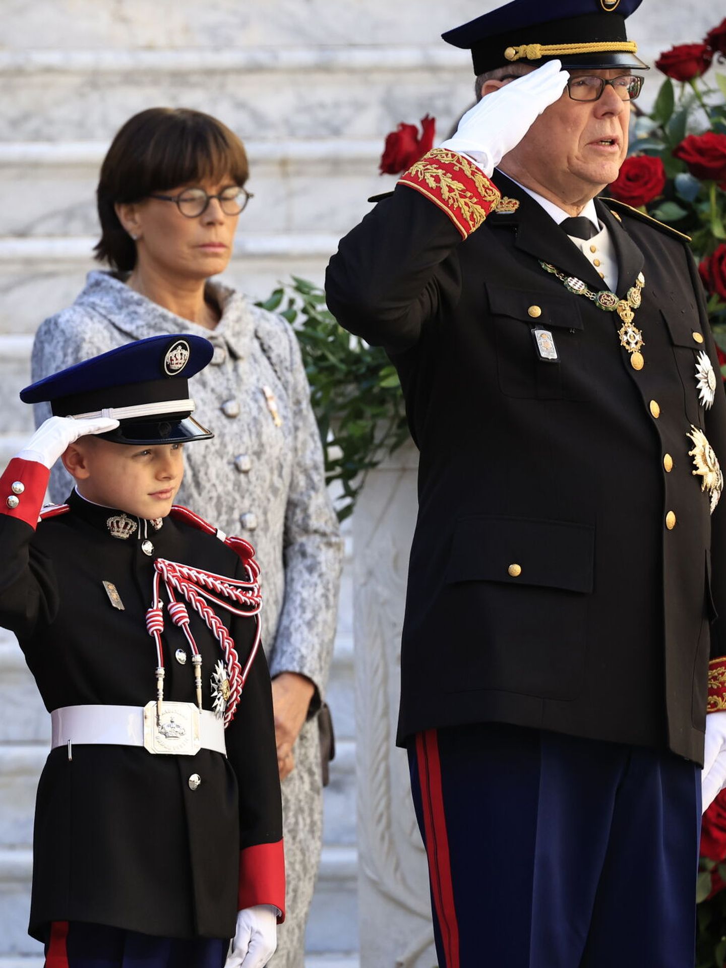 El príncipe Jacques de Mónaco, durante el Día Nacional junto a su padre. (EFE/Pool/Valery Hache)