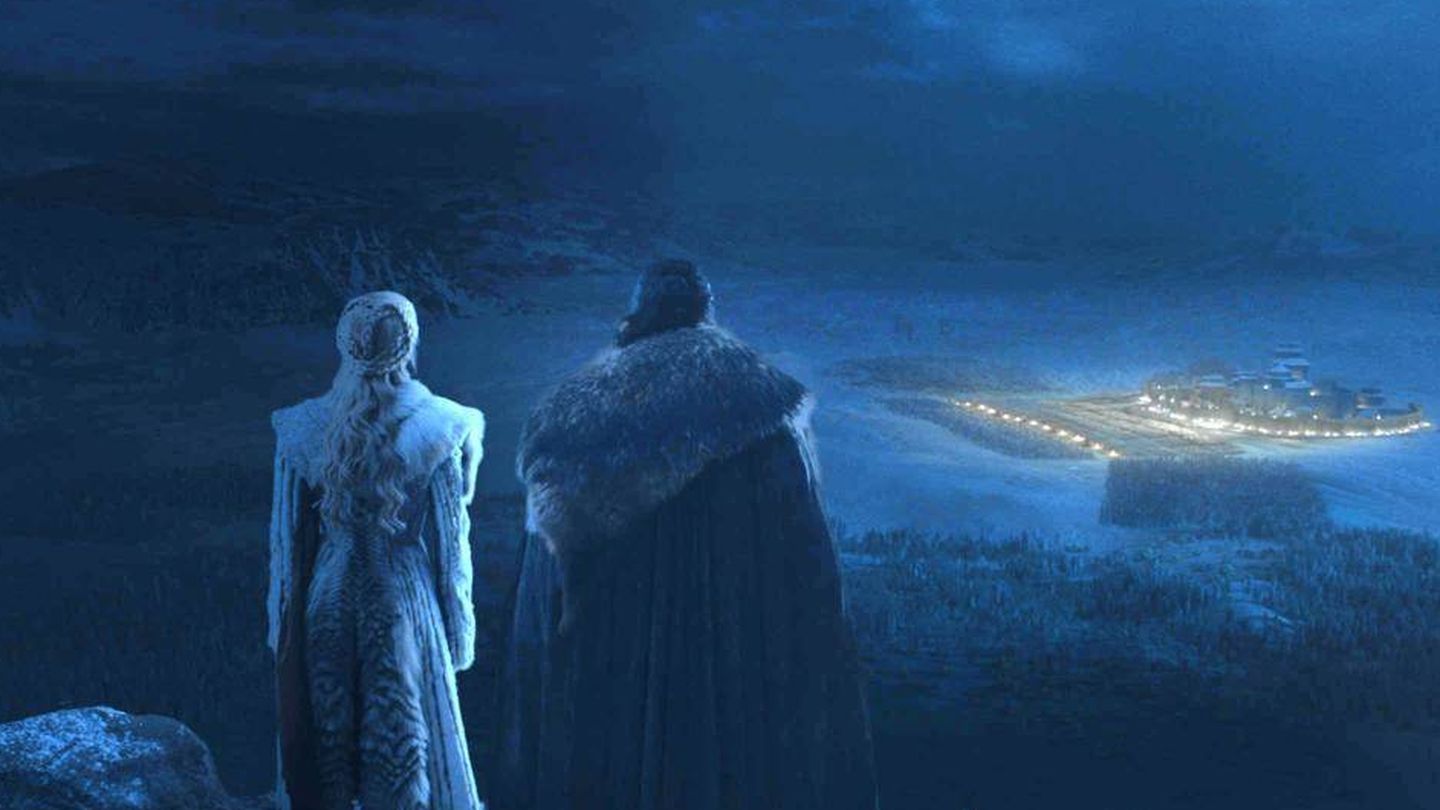 Daenerys Targaryen y Jon Snow ven el avance de los caminantes. (HBO)