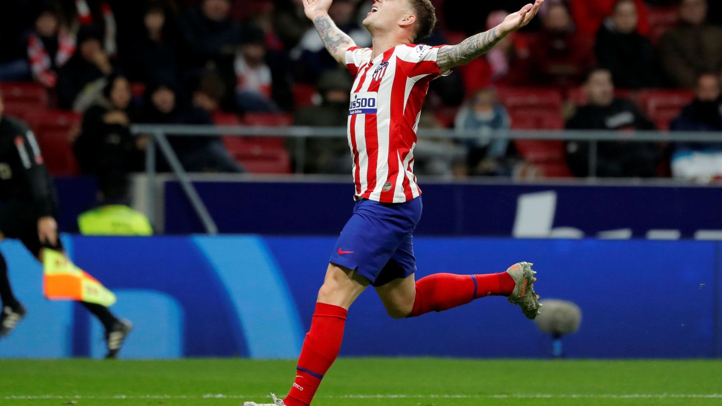 Trippier en uno de sus partidos con el Atlético de Madrid esta temporada. (Reuters)