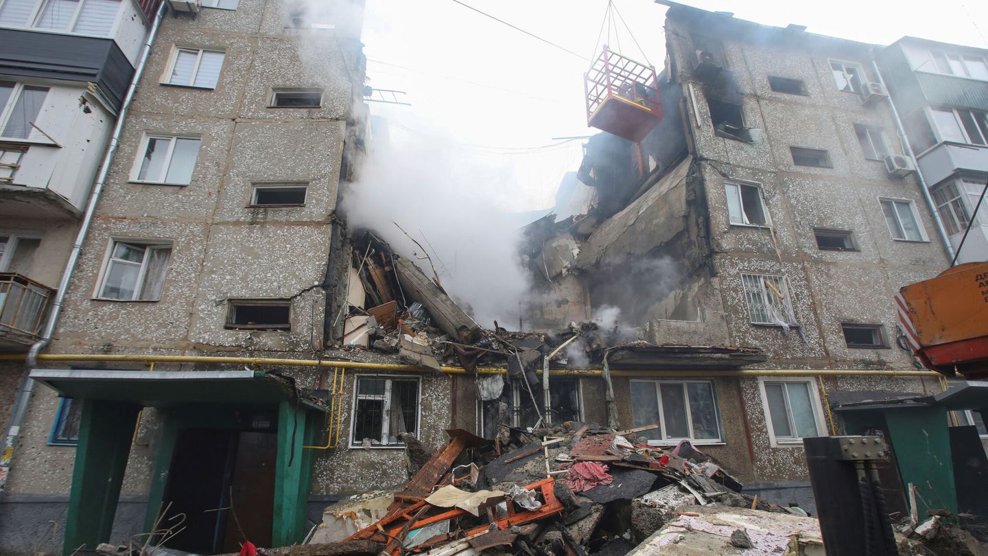A view shows an apartment building heavily damaged by a Russian drone strike, amid Russia's attack on Ukraine, in Sumy, Ukraine March 13, 2024. REUTERS Vyacheslav Madiyevskyy