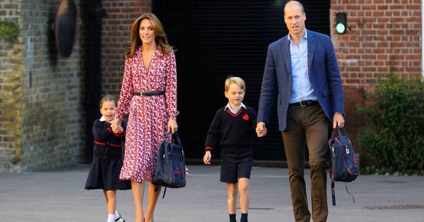 Foto: Los Cambridge y sus hijos, en el primer día de clase de los pequeños. (Reuters)