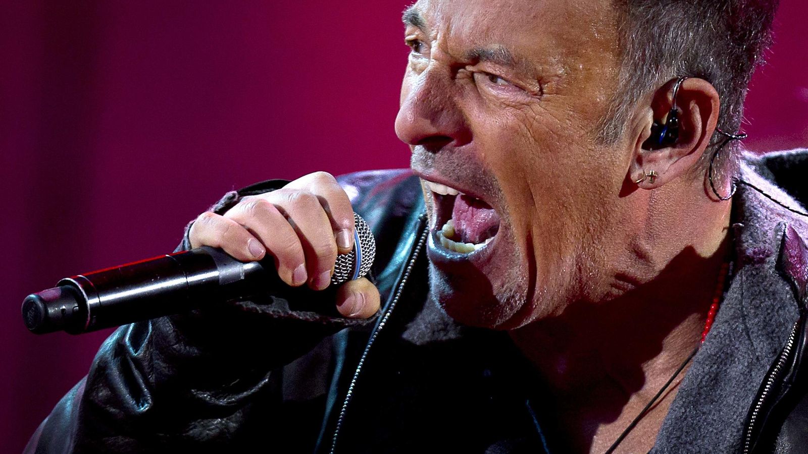 Foto: El cantante Bruce Springsteen durante un concierto. (Reuters) 