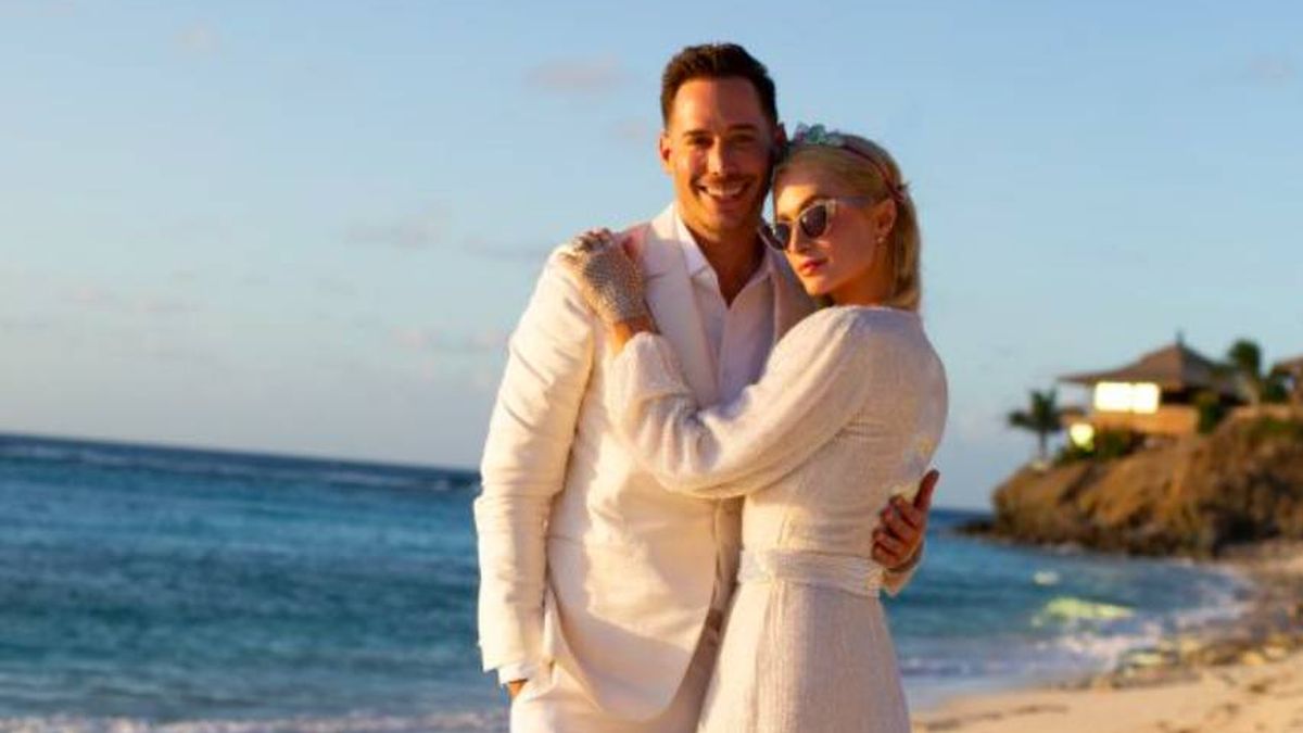 El look de Paris Hilton para anunciar su boda (y el de otras celebs)