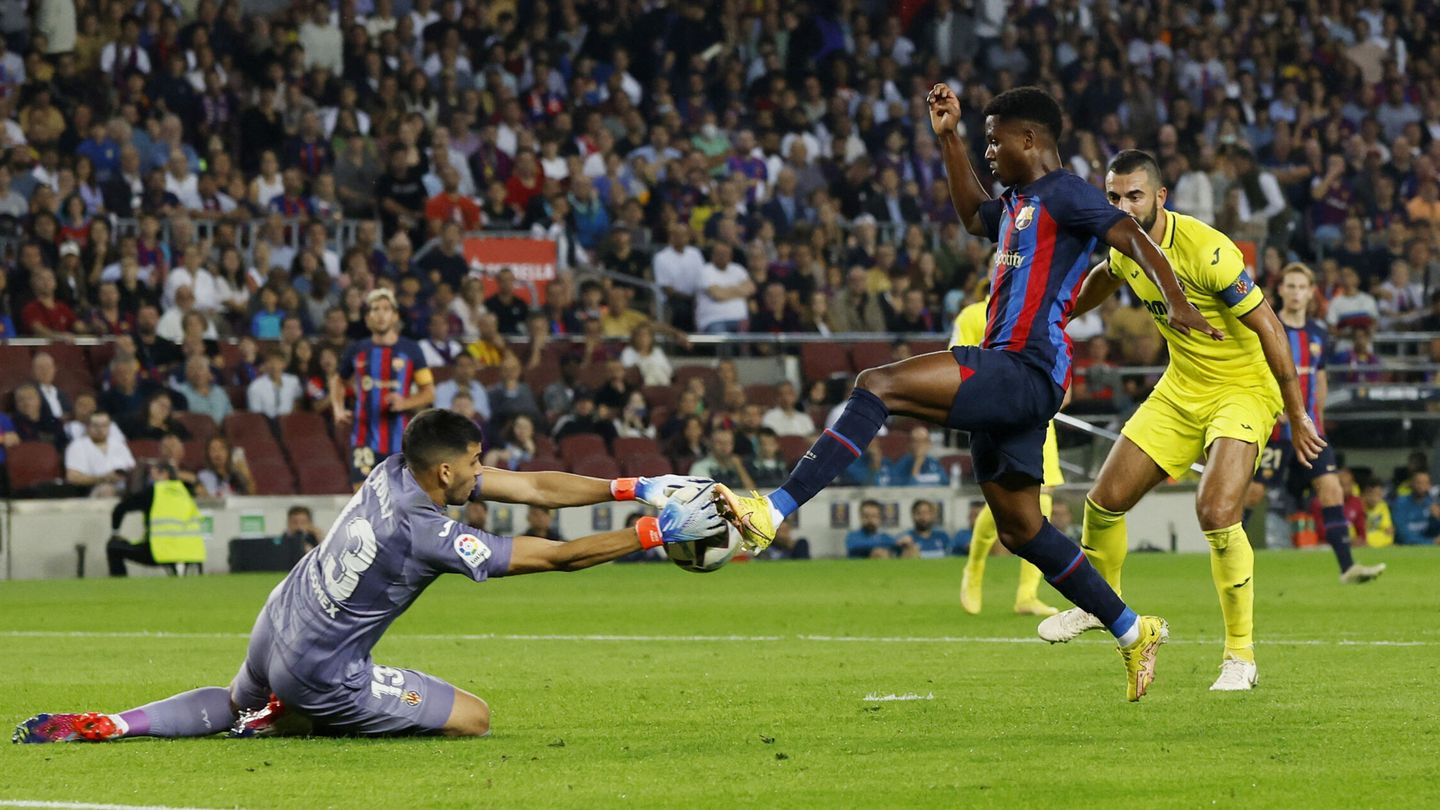 Ansiedad por el gol. (Reuters/Albert Gea)