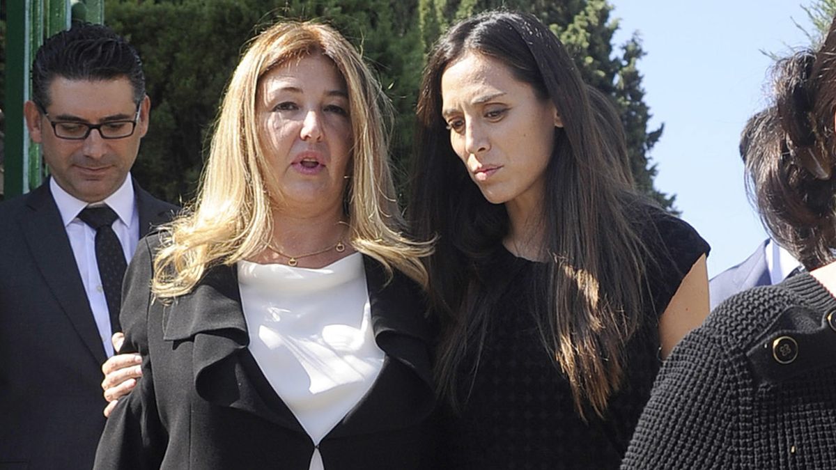 El funeral de Elena Arnedo devuelve la relación de los Boyer y los Preysler al limbo