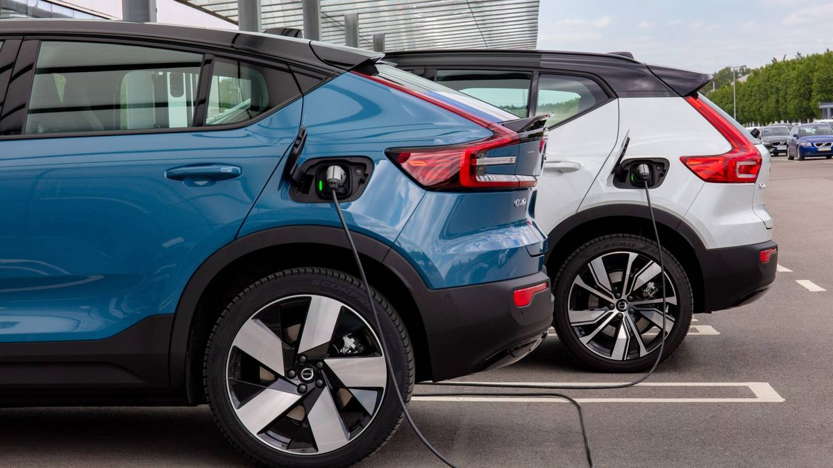 Un estudio prevé que el 50% de los coches vendidos en España en 2026 serán eléctricos