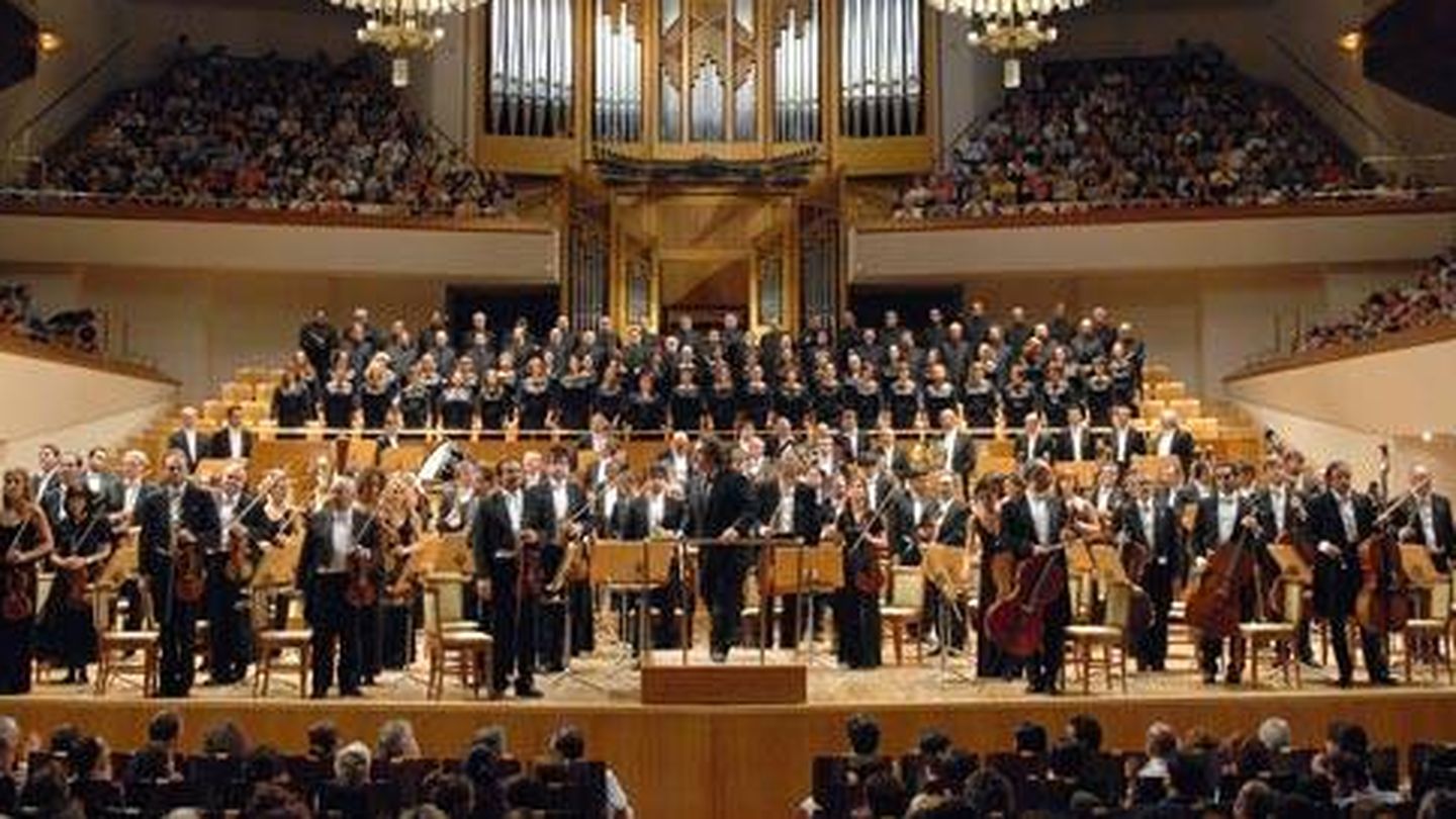 Imagen de archivo del coro y la orquesta nacional