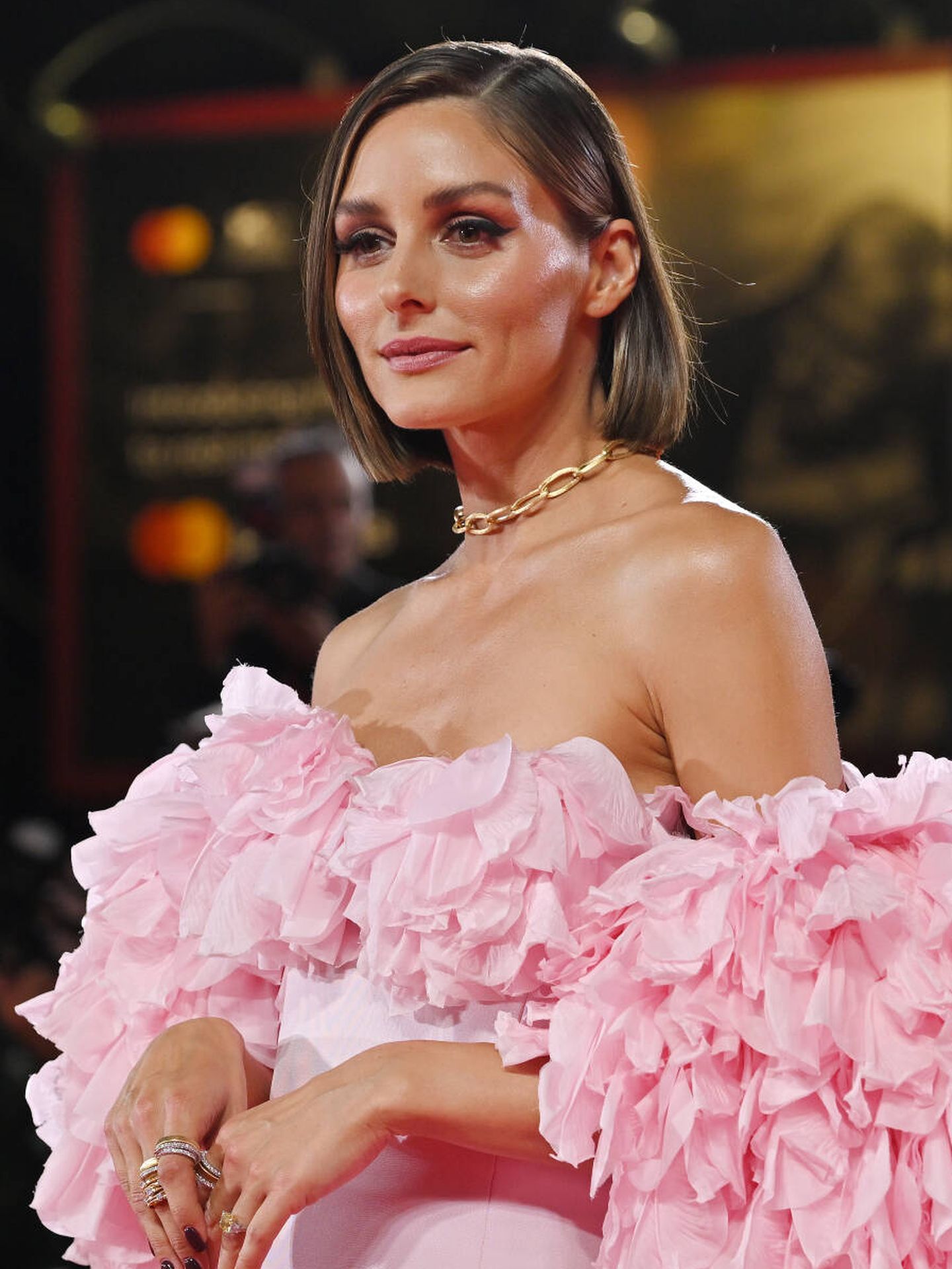 Olivia Palermo, con maquillaje luminoso en clave pink en el Festival de Cine de Cannes. (Getty/Kristy Sparow)