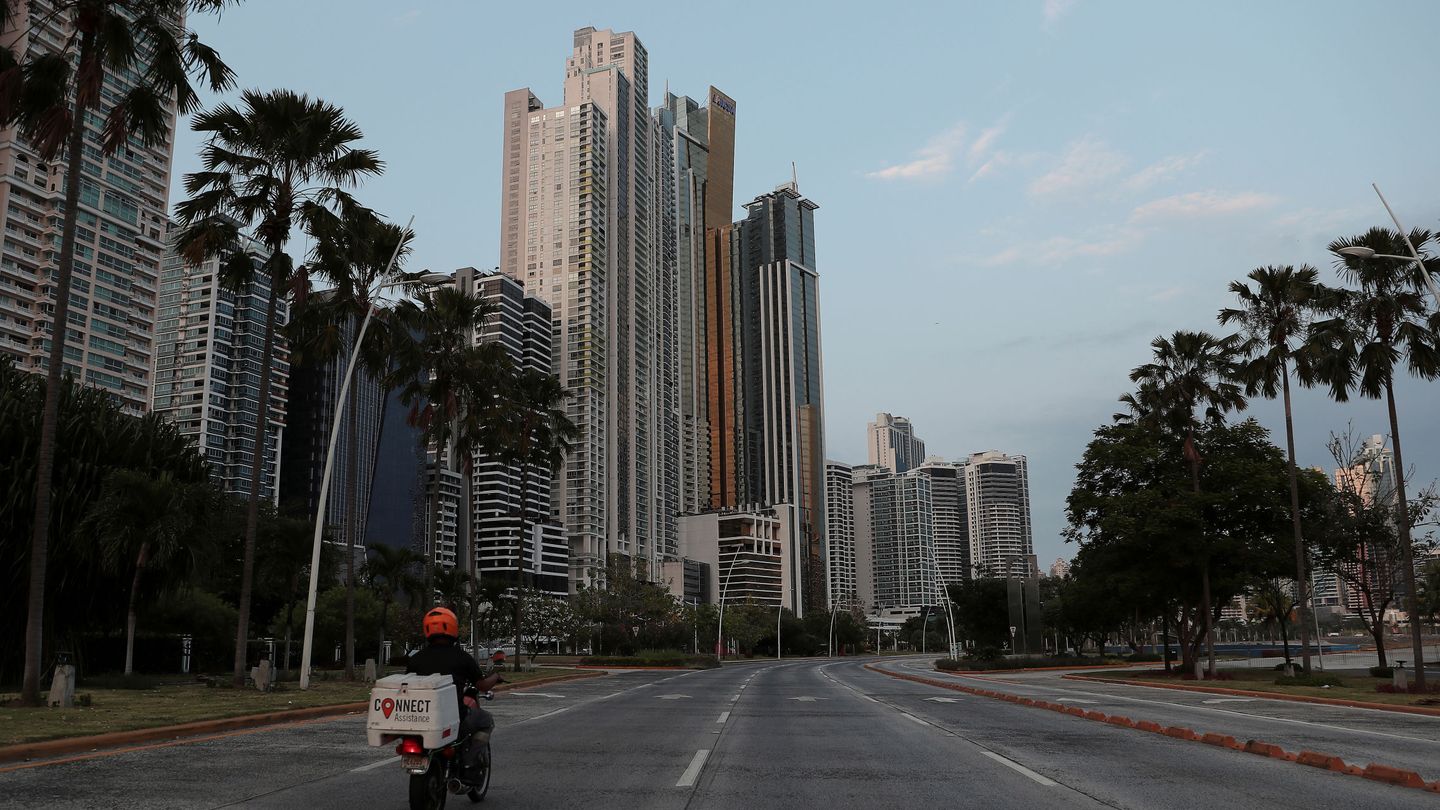 Calles vacías en Ciudad de Panamá. (Reuters)