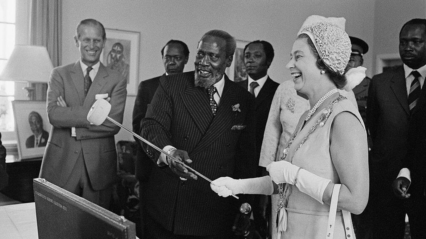  Isabel II durante una visita a Kenia en 1972. (Getty)