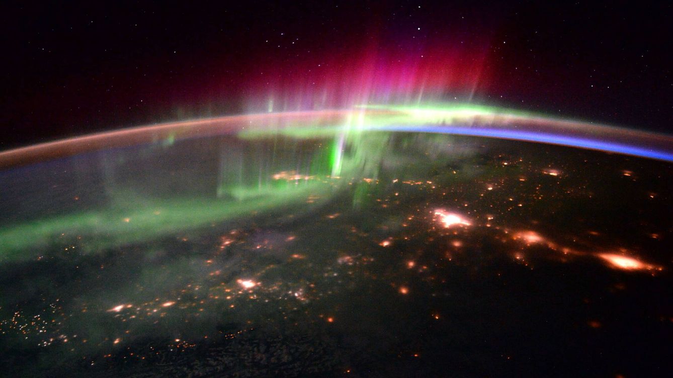 Foto: Aurora sobre el norte de Canadá. (ESA)