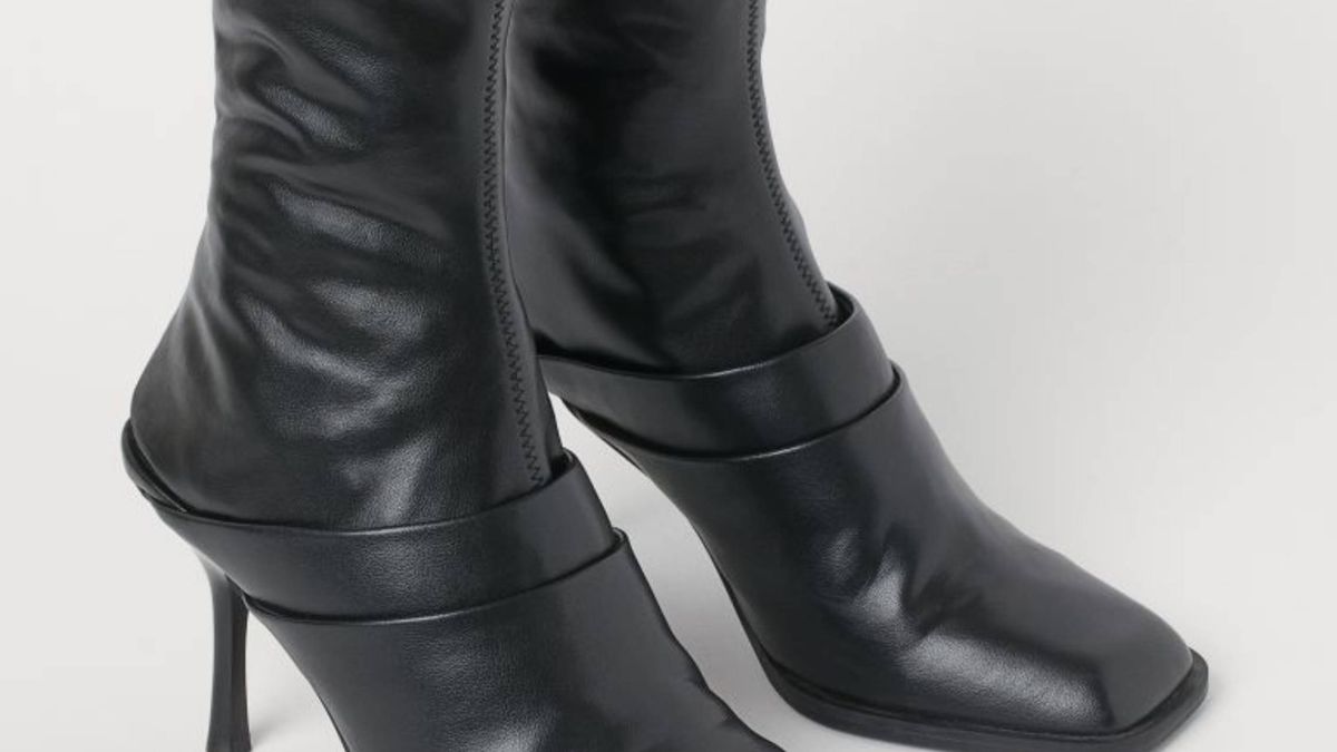 Estamos en shock con el último invento de H&M: unas botas que se convierten en mules
