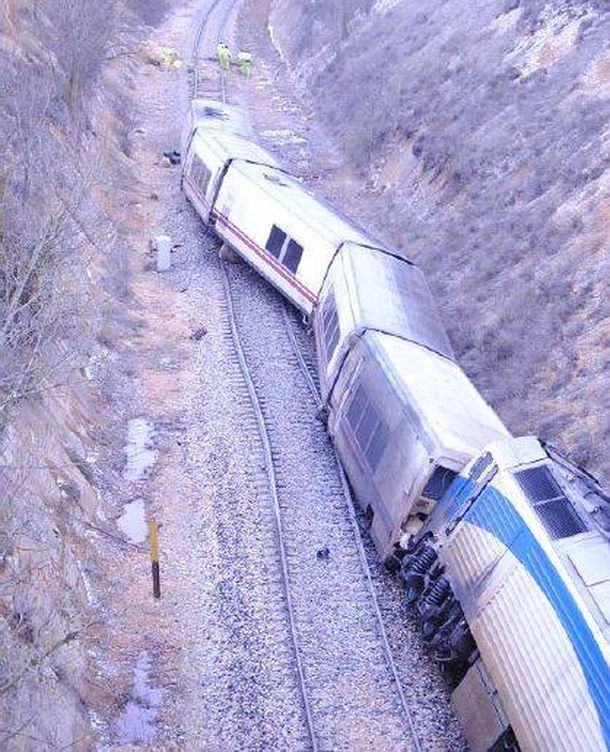 Descarrilamiento del tren Talgo nº 201 en Bahabón de Esgueva, el 19 de febrero de 2010. (Adif)