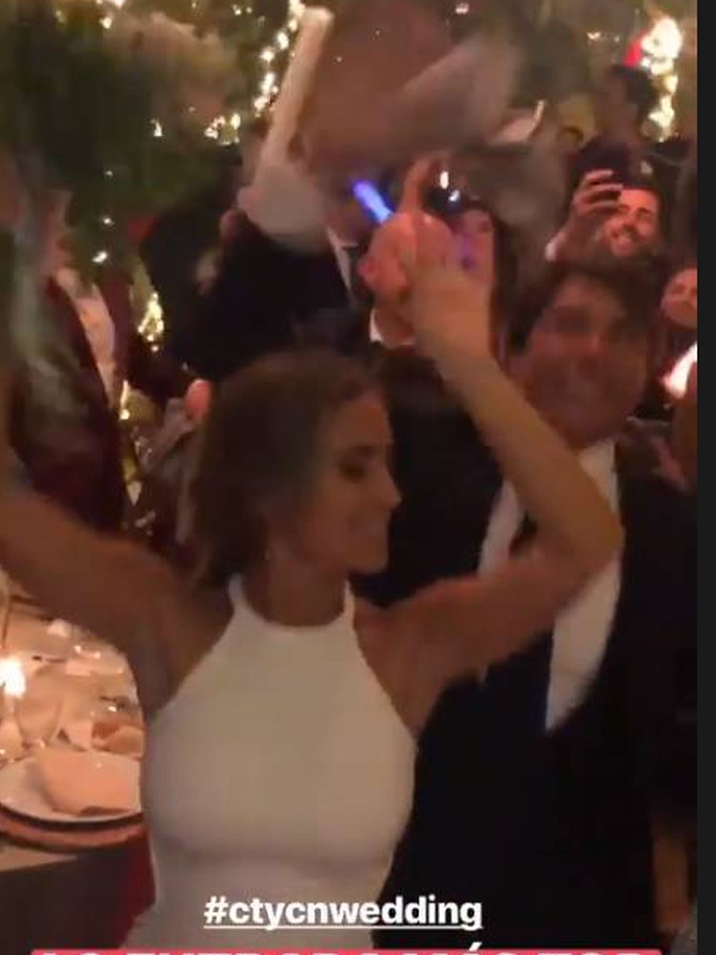 María Pombo bailando en su boda. (IG)