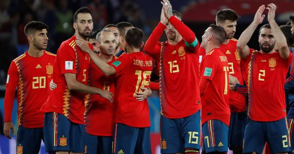 Foto: España se clasifica primera de grupo para octavos de final en el Mundial de Rusia (EFE)