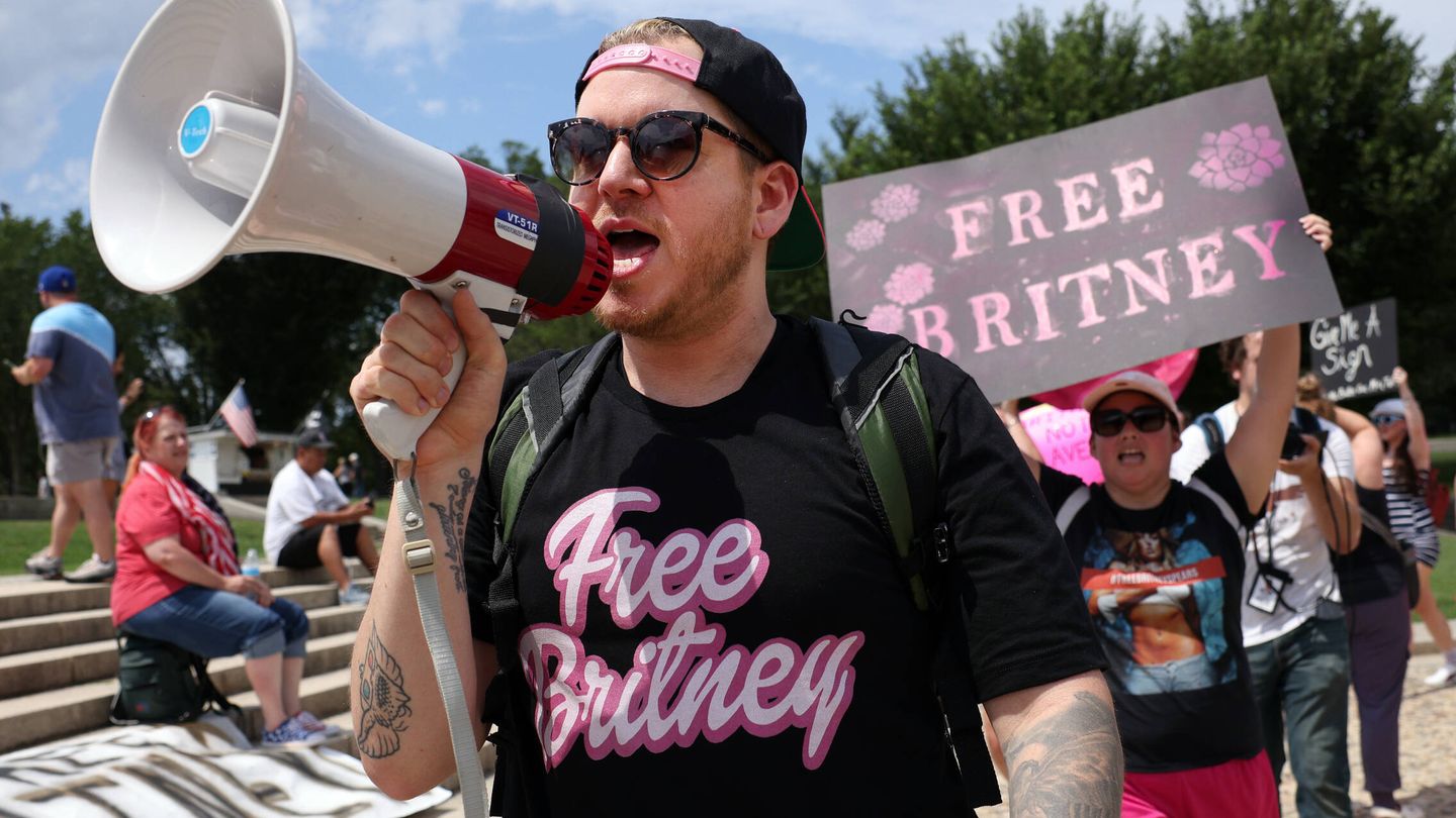 Miembros del movimiento #freebritney. (Getty)