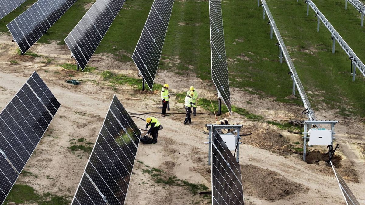 Esta es la ciudad que ha elegido Apple para abrir su primer parque de energía solar en España