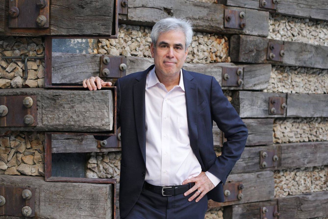 Jonathan Haidt en una visita reciente a España. (Fundación Rafael del Pino)