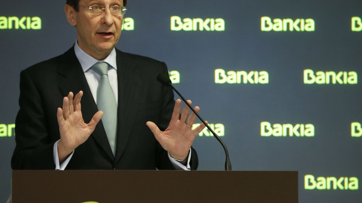 Bankia cierra la venta del 12% de Mapfre por 978 millones de euros