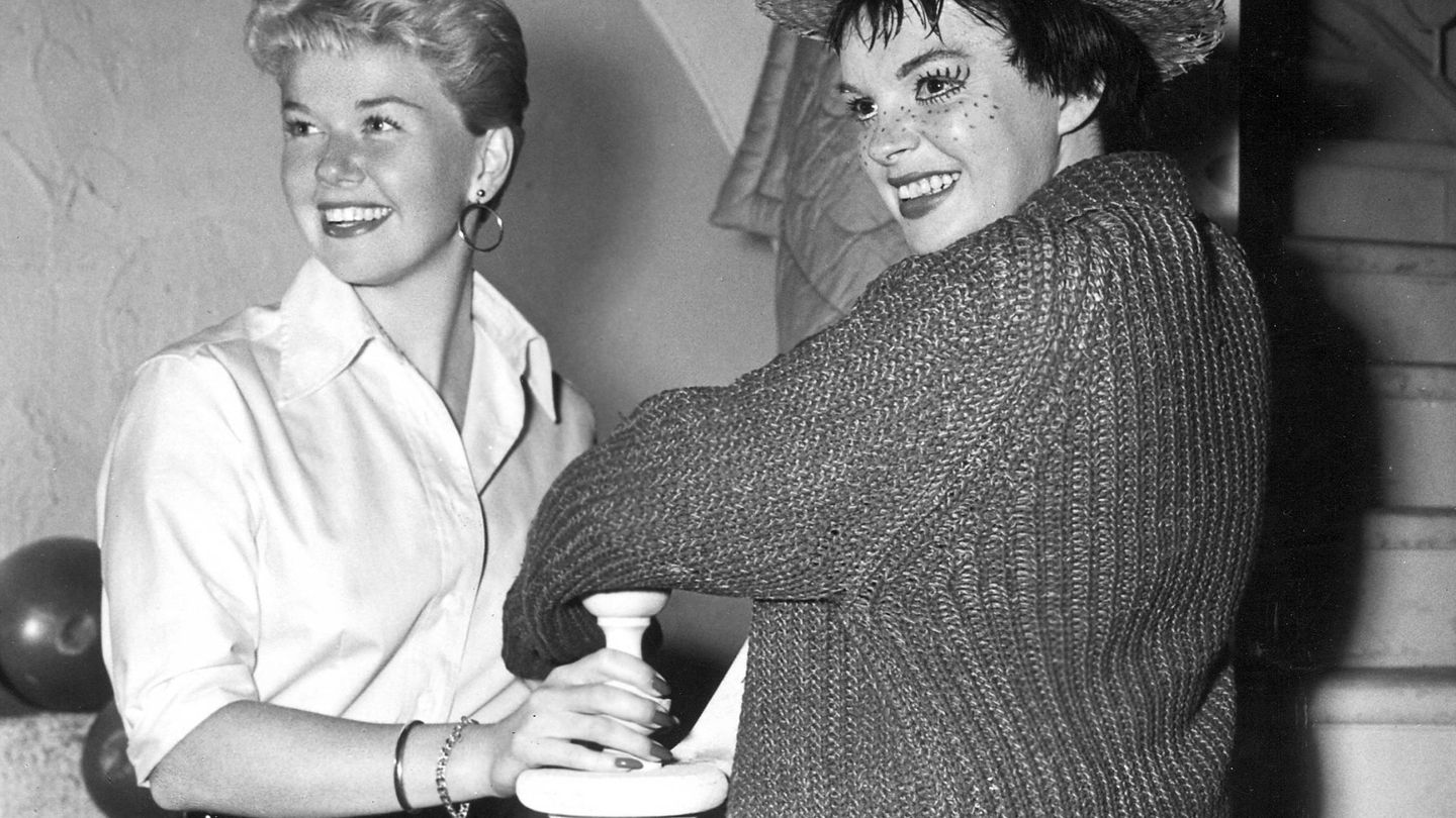 Judy junto a la recientemente fallecida Doris Day. (Cordon Press)