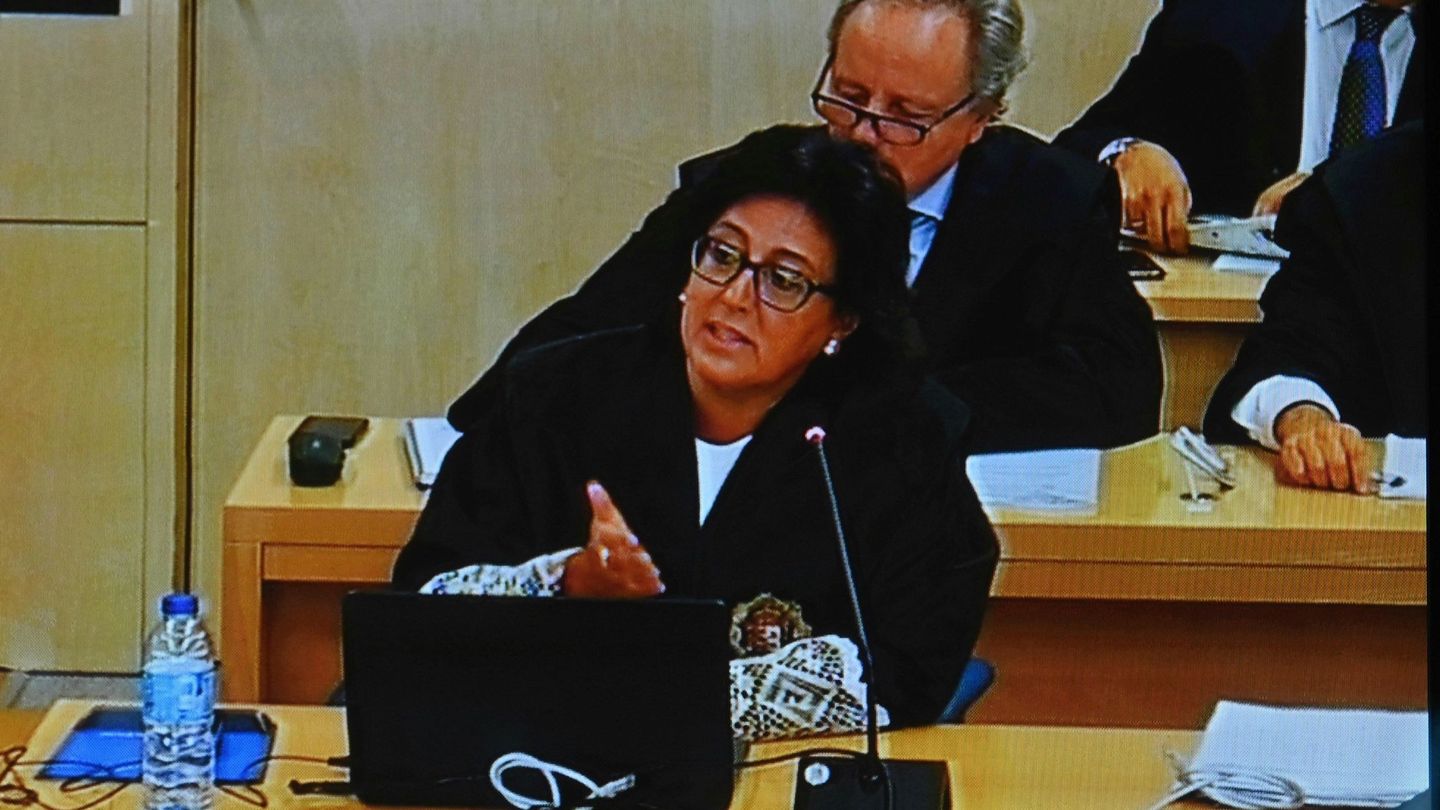 La fiscal Carmen Launa, durante el juicio de Bankia. (EFE)
