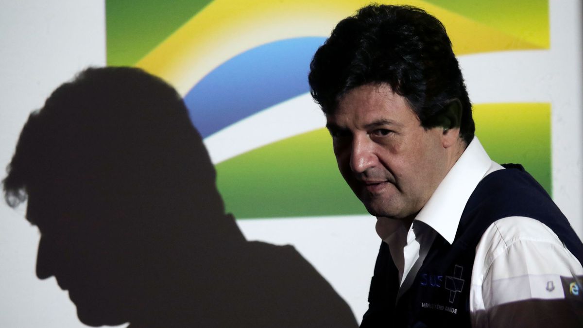 Bolsonaro prescinde de su ministro de Salud en plena expansión de la pandemia