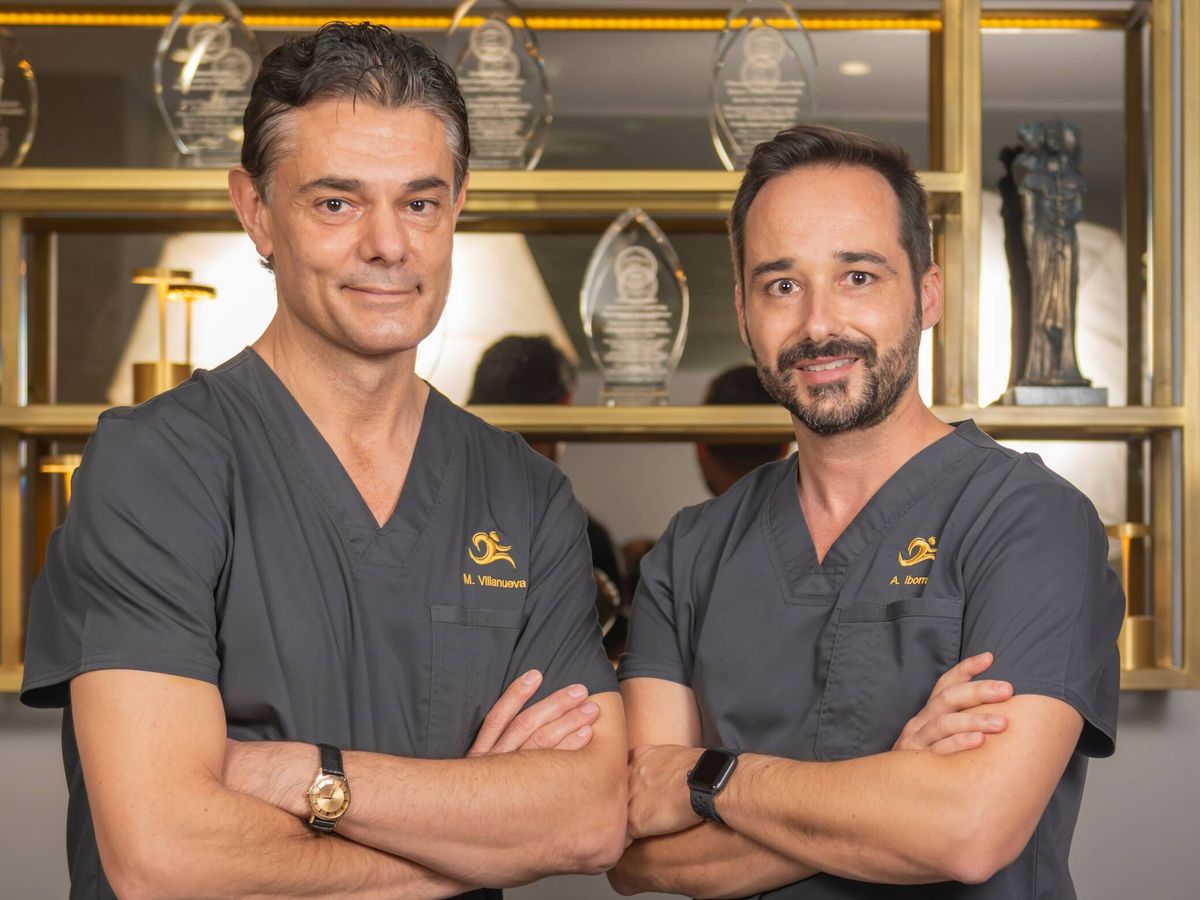 Foto: Los cirujanos Manuel Villanueva y Álvaro Iborra han creado una técnica con aguja guiada por ecografía. (Avanfi)
