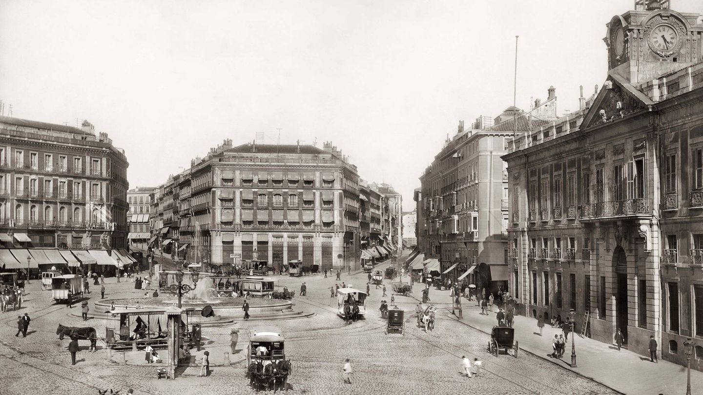 Puerta del Sol. Louis Levy. 1900