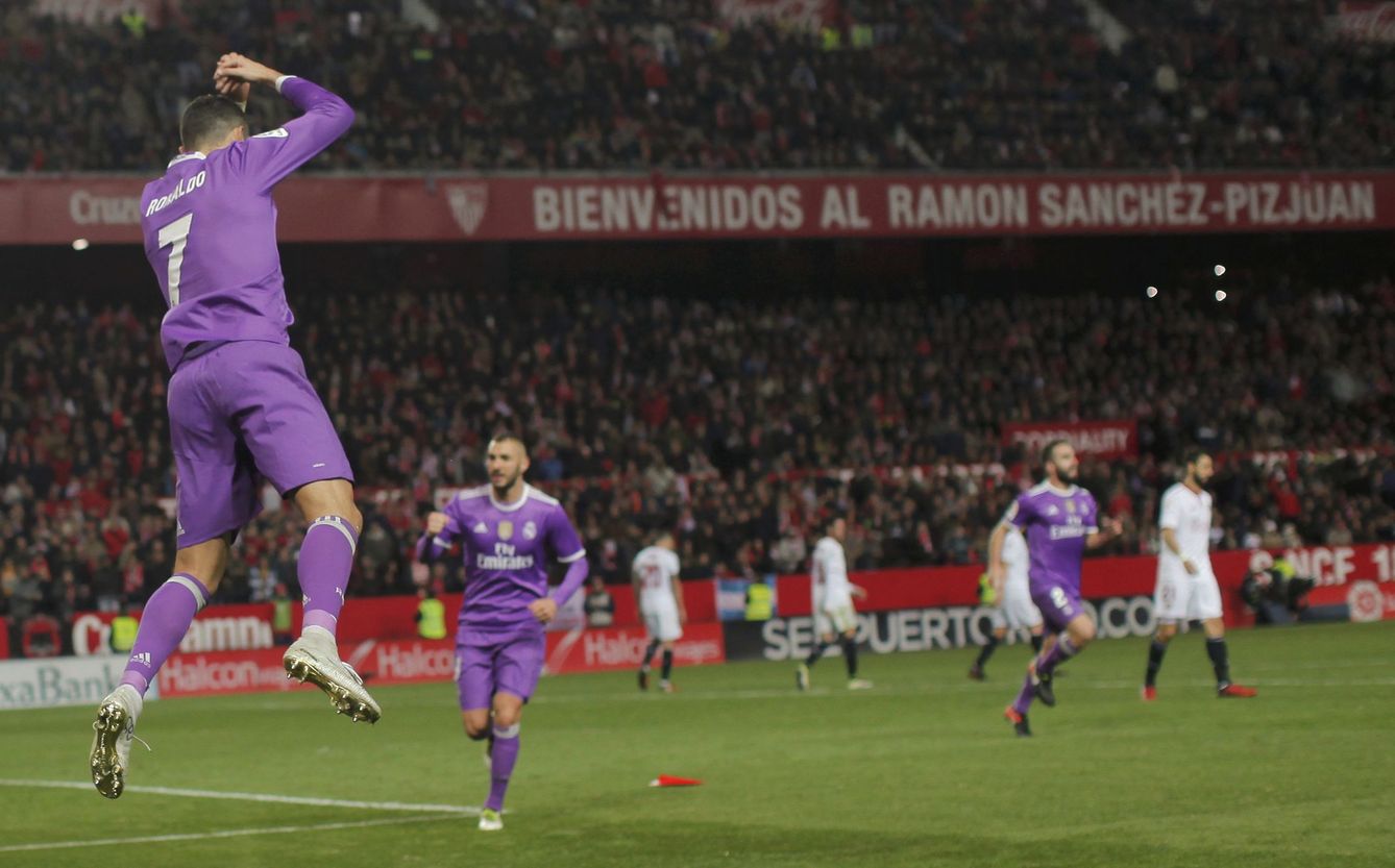Cristiano volvió a ver puerta de penalti. (Jon Nazca/Reuters)