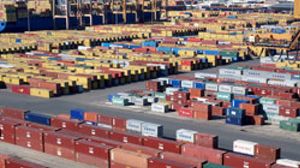 Los estibadores dan la puntilla a la economía: convocan varias huelgas en todos los puertos