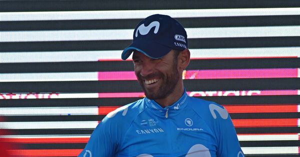 Foto: Alejandro Valverde, en el podio de Caminito del Rey. (Foto: Toñi Guerrero).