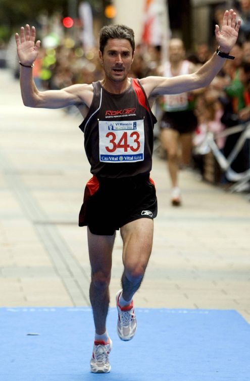 Martín Fiz, en una media maratón de Vitoria (EFE)