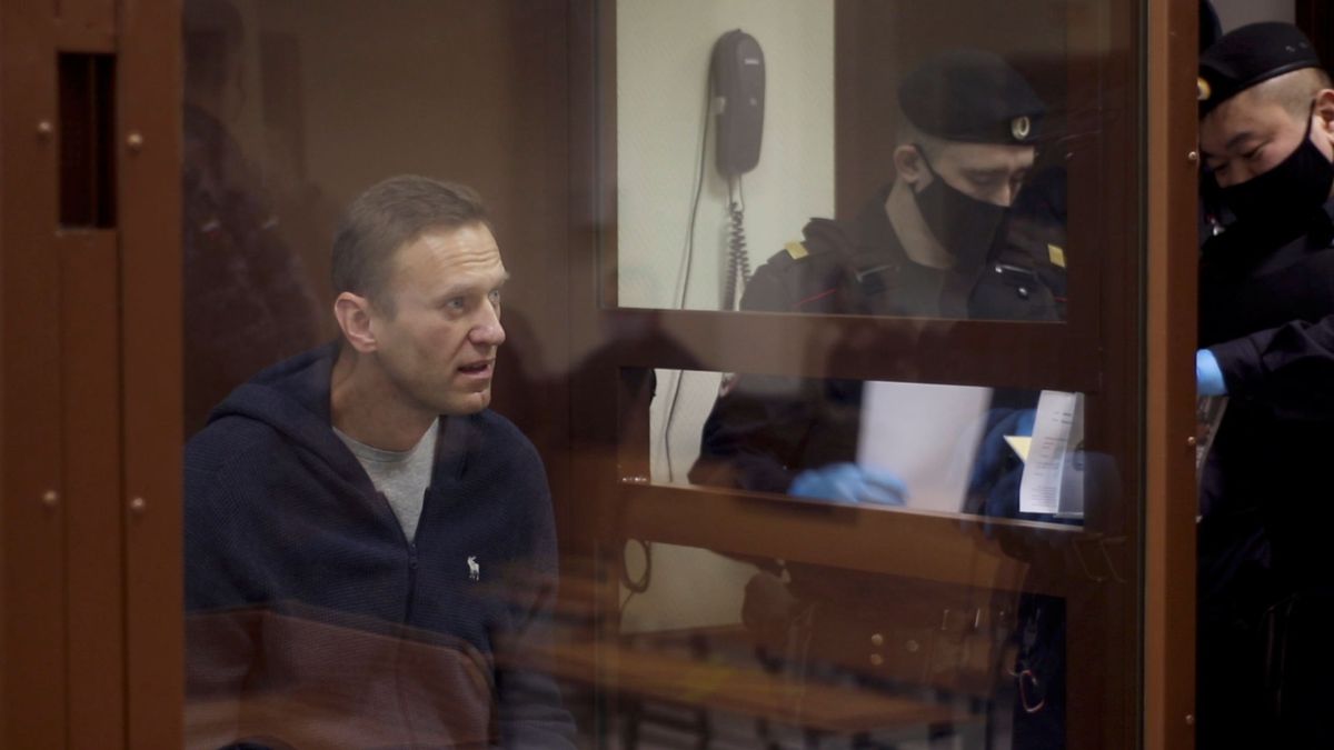 Rusia accede a indemnizar a Navalni por su arresto en 2012 en las protestas contra Putin