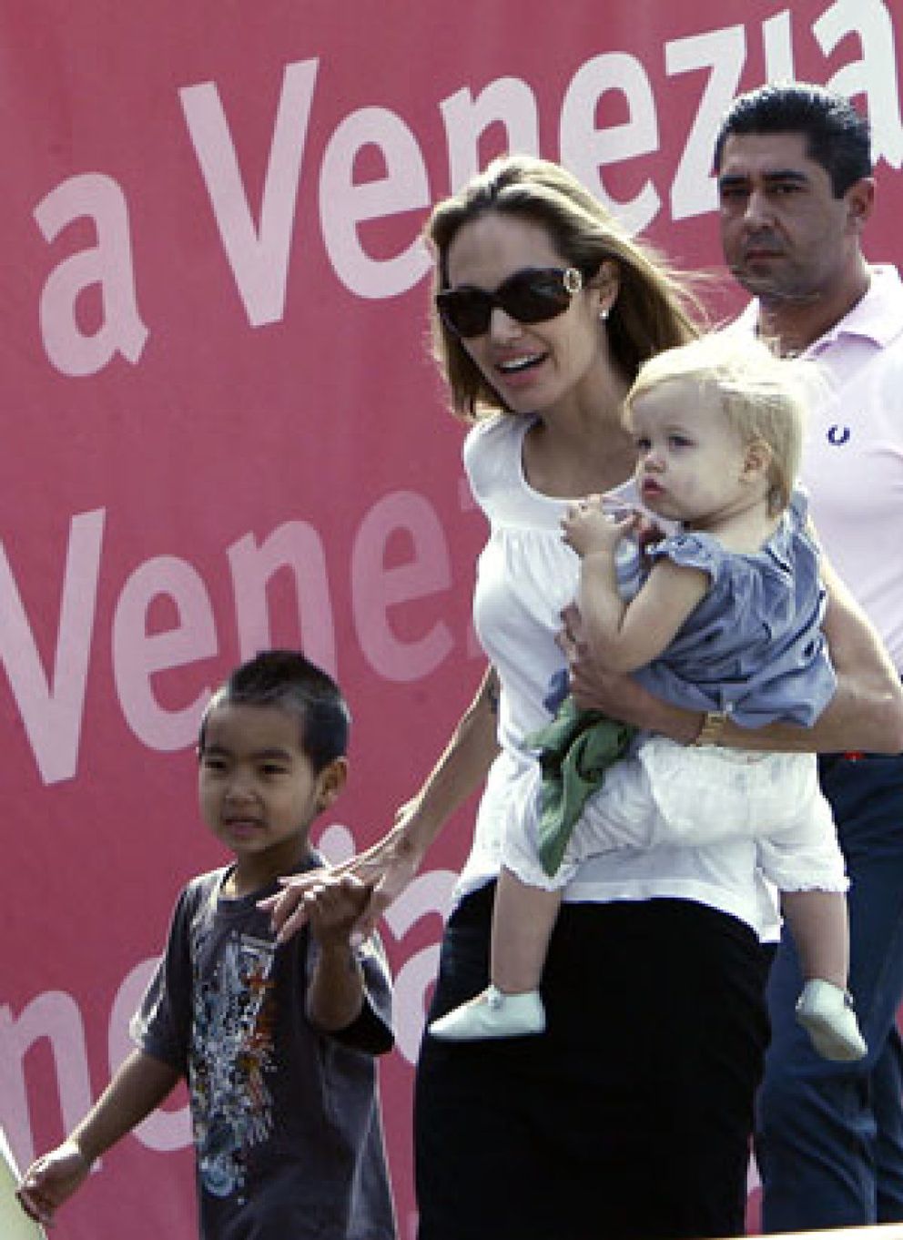 Foto: Los Jolie-Pitt aumentan su seguridad por amenazas de secuestro