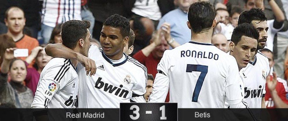 Foto: La tercera línea del Real Madrid basta para derrotar con suficiencia al Betis
