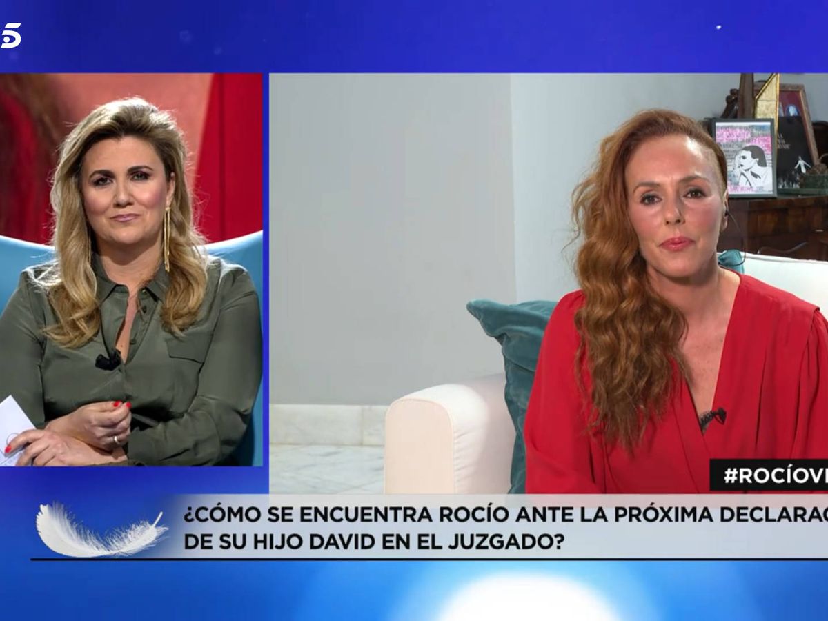 Foto: Carlota Corredera y Rocío Carrasco, en Telecinco. (Mediaset)