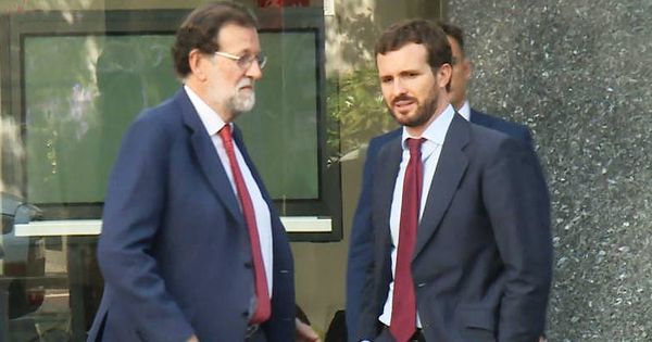Foto: Rajoy y Casado, durante el encuentro. (LaSexta)