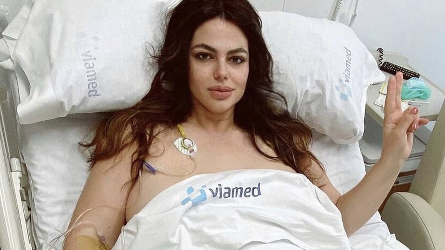 Marisa Jara, recuperándose tras la operación. (Instagram/@marisajarab) 