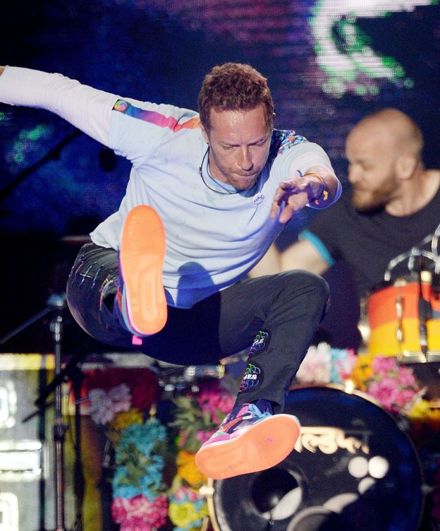 Foto: Chris Martin, de Coldplay, durante el concierto de homenaje a las víctimas del atentado de Mánchester (Reuters)