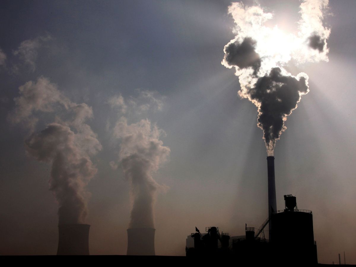 Foto: Planta de energía quemando carbón. REUTERS David Gray File Photo