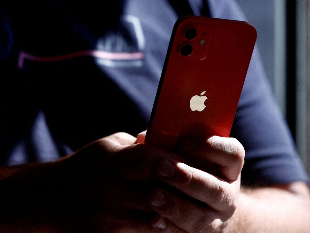 Foto: Apple ha tardado demasiado en darse cuenta del error (Reuters/Stephane Mahe)