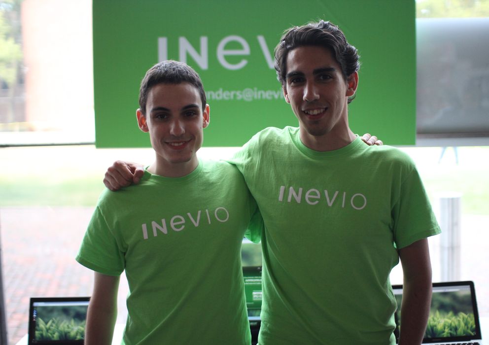 Foto: Javier Garmón y Roberto Gómez, creadores de Inevio.