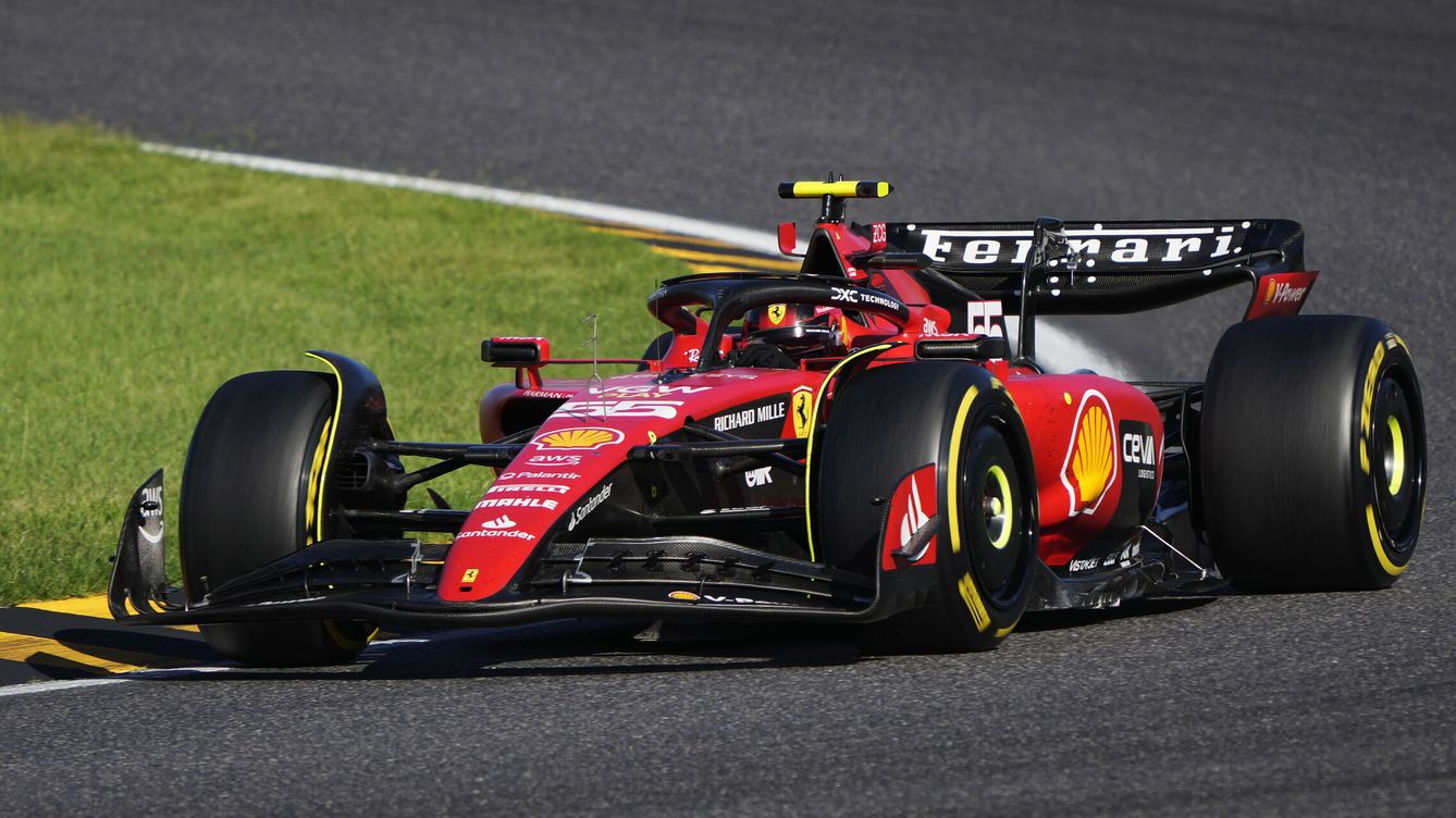 Foto: F1 hoy | Carrera del GP de Japón de Fórmula 1, en directo: Victoria de Verstappen con Sainz sexto y Alonso octavo (EFE / FRANCK ROBICHON)
