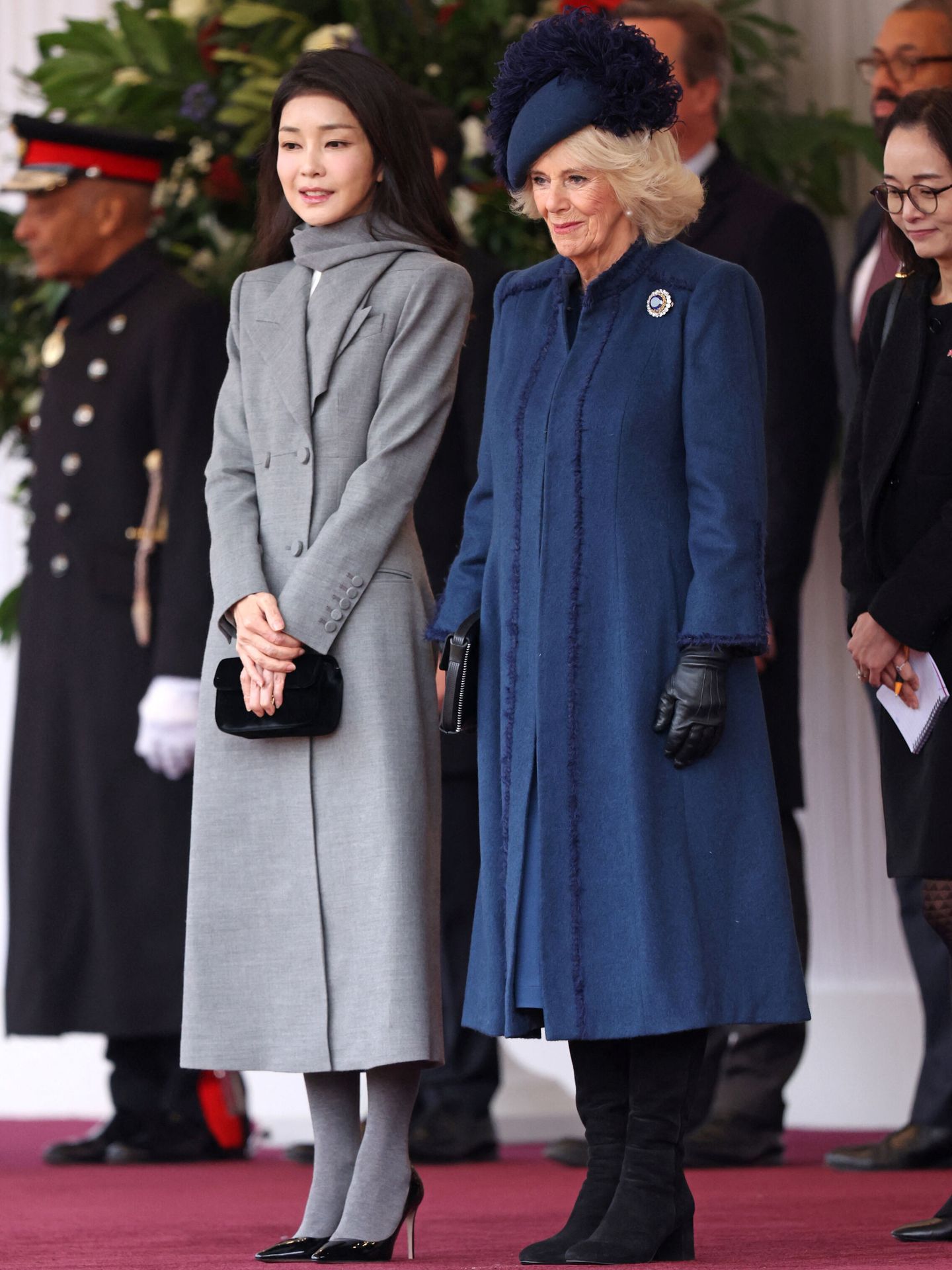 Kim Keon-hee y la reina Camila. (Reuters)