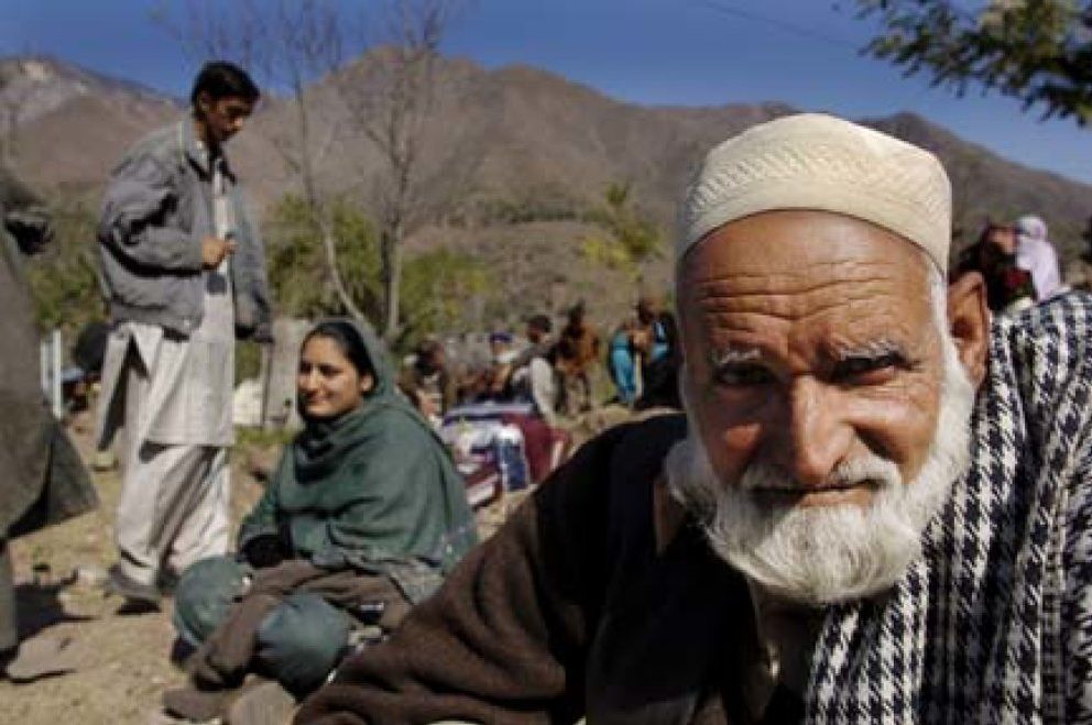 Foto: Pakistán confirma que la cifra de fallecidos por el terremoto se eleva a 86.000