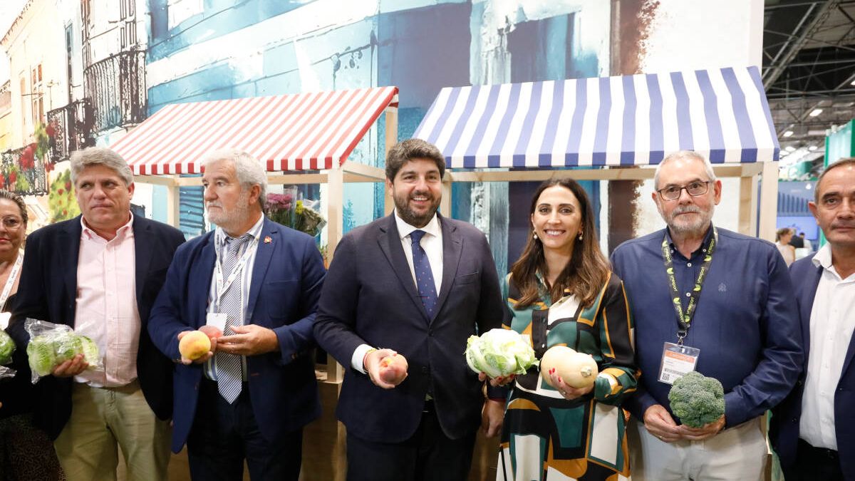 López Miras destaca "el potencial exportador" de la Región de Murcia en Fruit Attraction 