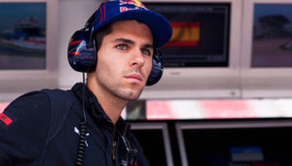 Foto: Alguersuari se convierte en piloto reserva de Red Bull