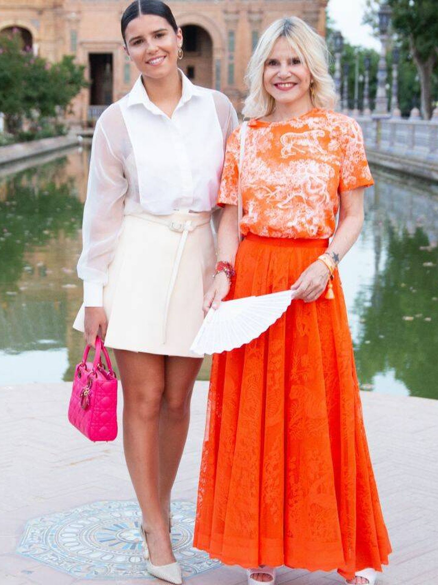 Eugenia Martínez de Irujo y Tana Rivera en el desfile de Dior en Sevilla. (Getty Images)