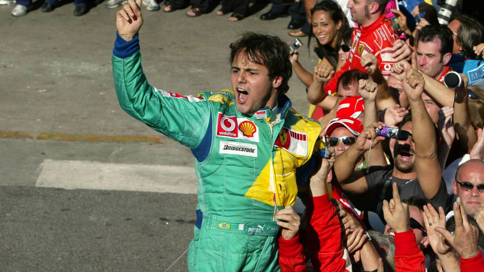 Foto: Pletórico, Felipe Massa tras su triunfo de 2006.